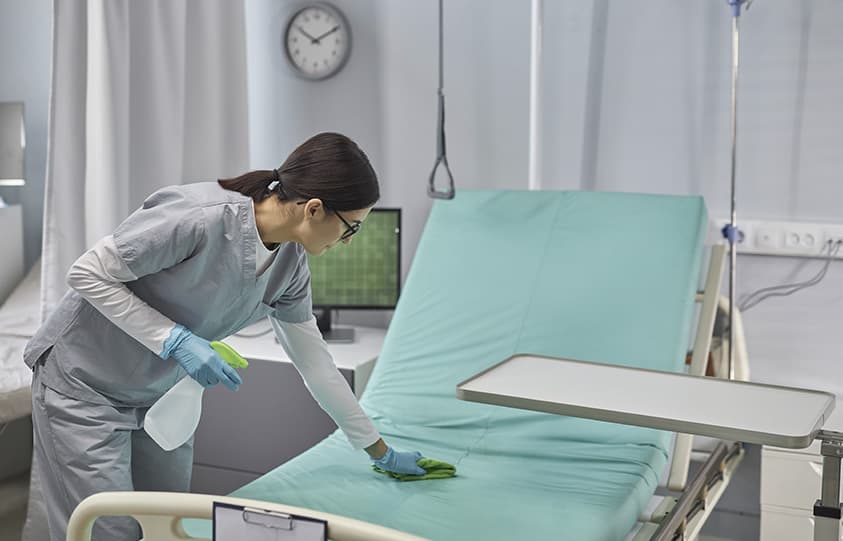 Protocolo de desinfección de superficies clínicas: Errores que debes evitar
